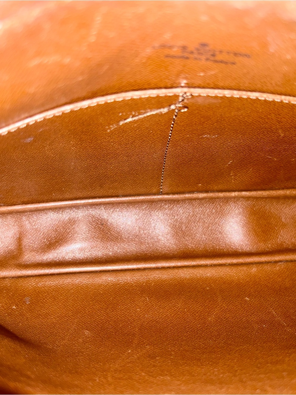 AUTH LOUIS VUITTON COMPIEGNE 28 CLUTCH - Picture 13 of 16